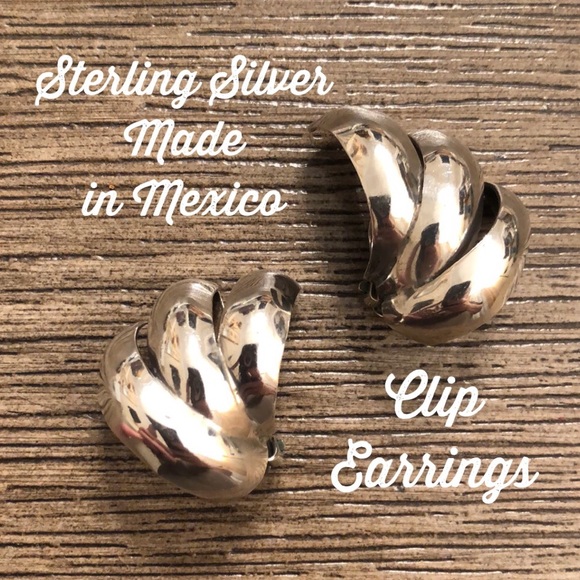 Sterling Silver Clip Eartings Made in Mexico Scalloped Shell Design - Picture 1 of 13